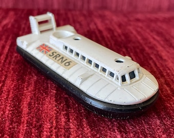 Vintage 1972 Matchbox No 72 SRN6 Hovercraft - Metal Diecast Ship Toy - Lesney England - 1970s Toys Metal Toys British Flag