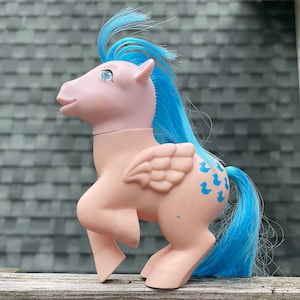 Vintage 1983 My Little Pony Sprinkles - Hasbro MLP - Blue Mane - MPL 1980s Ponies G1 - 80s Childhood - 1980s Toys - Blue Ducks Pattern