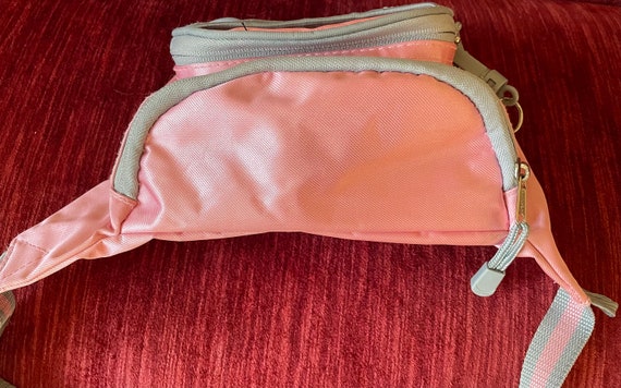 Vintage 1990s Eastsport Fanny Pack with Clip-On P… - image 5