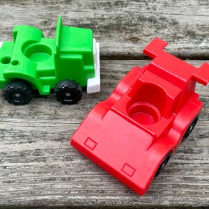 Vintage Fisher Price Little People Indy Car and Semi Truck - From FPLP Set 347 - Red Race Car with Spoiler - Green and White Truck 1983