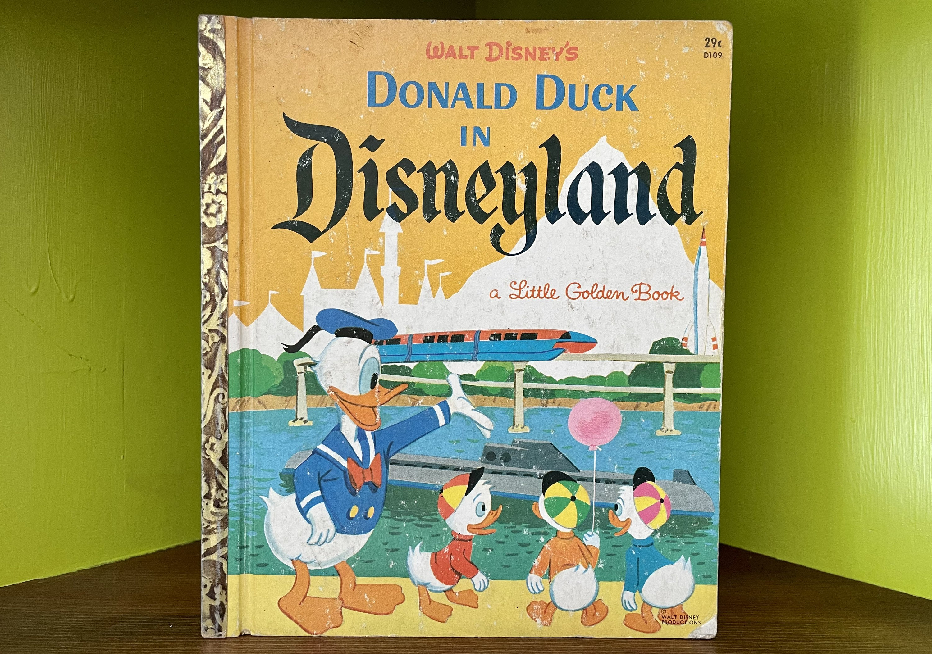 donald duck disneyland