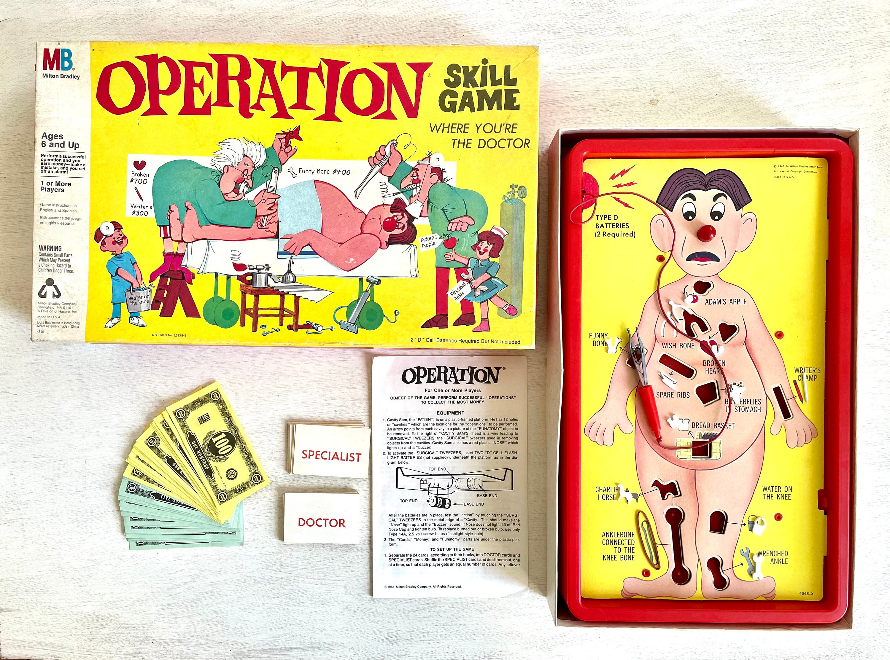 Milton Bradley dessinons la Mode 1981 : : Jeux et Jouets