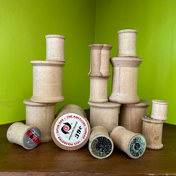 Collection of 15 Vintage Wooden Spools - Empty Wood Thread Spools for Crafting - Assemblage - JP Coats - Sparta - Various Sizes