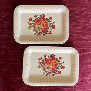 Set of 2 White and Floral Tip Trays - Small Tray Set - Floral Decor - Small Metal Trays - Shabby Tray - Vintage Shelf Styling