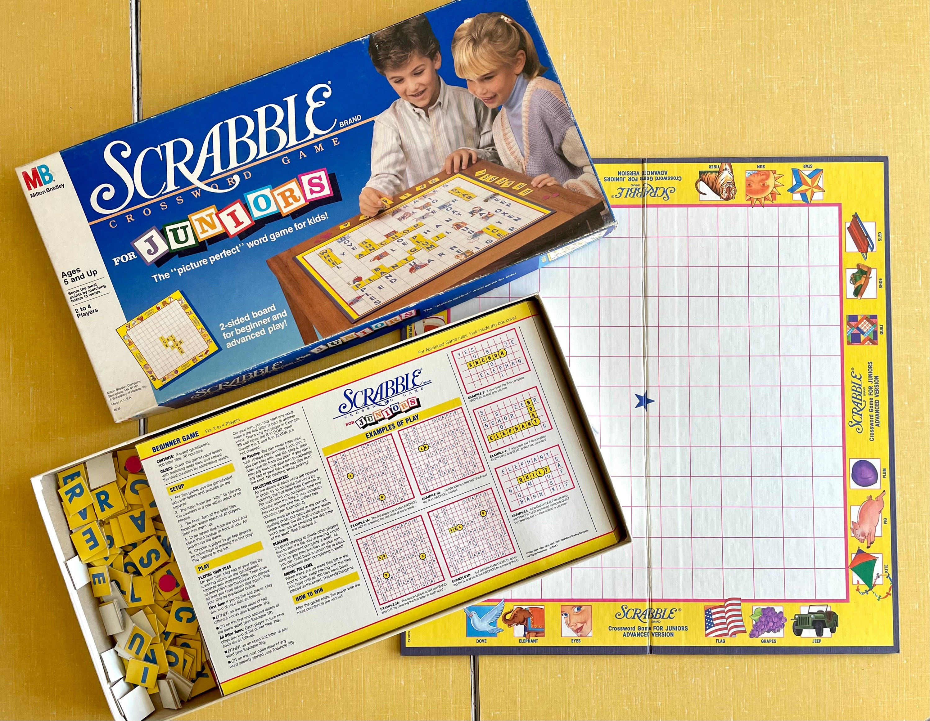 Vintage 1989 Scrabble for Juniors Game par Milton Bradley Jeu de mots pour  enfants Jeux des années 1980 Soirée de jeu rétro en famille Plateau  recto-verso -  France