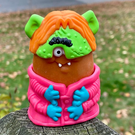 Vintage Mcnugget Buddies Alien Monster - Mcdonald's Mcnugget Buddy