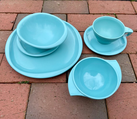 Six Pieces of Vintage Melamine Boontonware Dishes Medium Blue Melamine Boonton USA Retro Kitchen Decor Plate Saucer Teacup Bowl Etsy