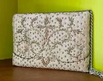 Vintage La Regale White Beaded Purse - Off- White with Silver Beads Purse - Vintage Wedding Evening Bag - Small Prom Purse - Cocktail Bag