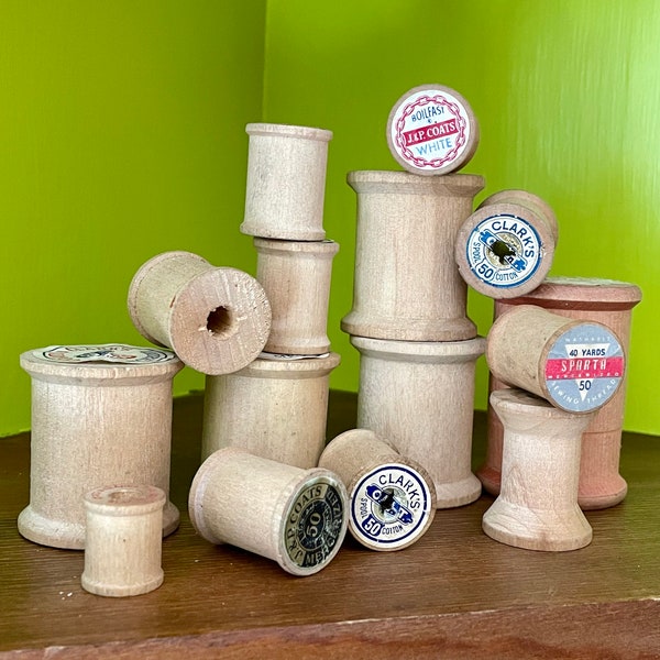 Collection of 15 Vintage Wooden Spools - Empty Wood Thread Spools for Crafting - Assemblage - Coats & Clark - Sparta - Various Sizes