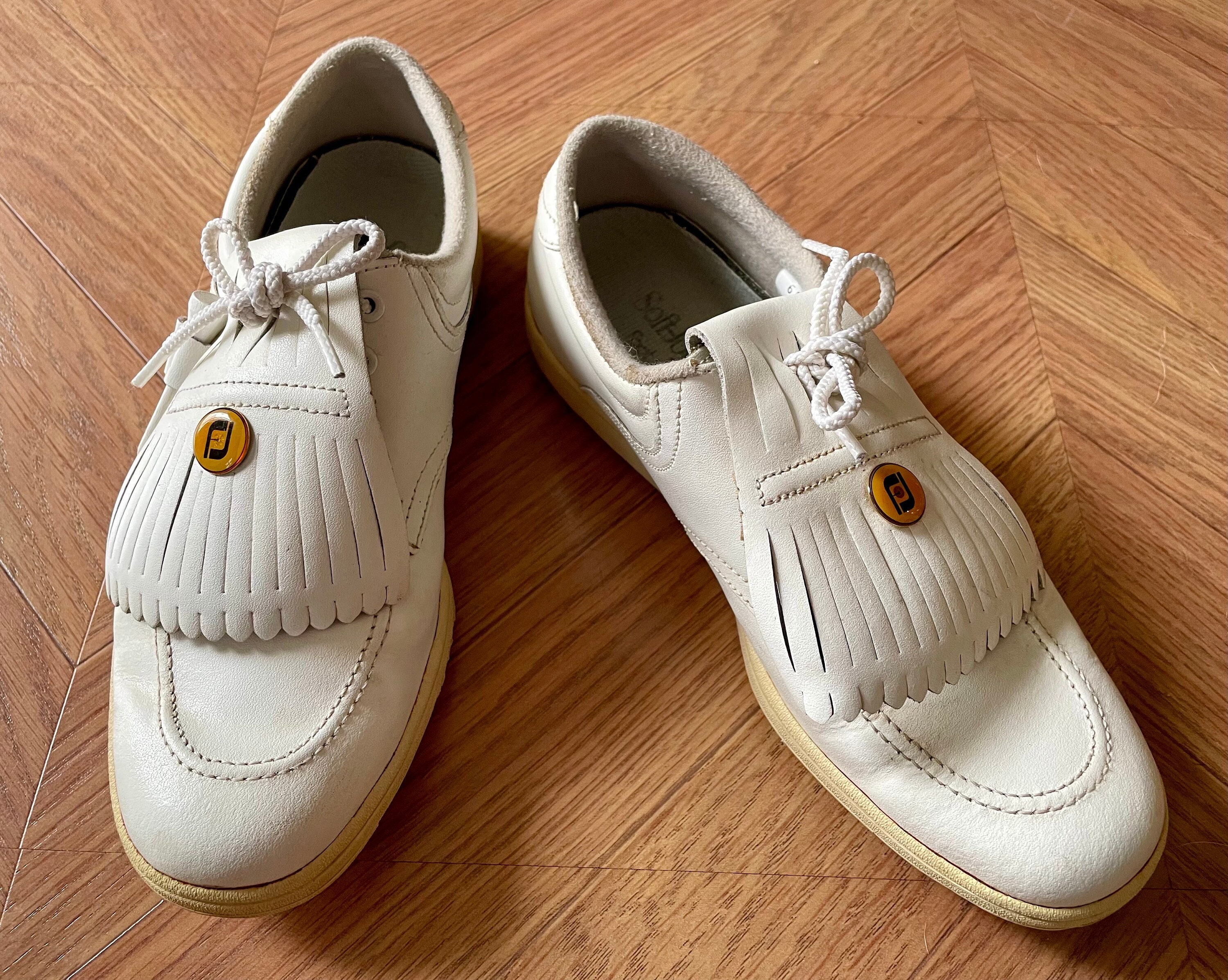 Cute hotsell golf shoes