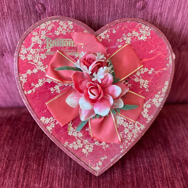 Vintage Barton’s Bonbonniere Valentine Chocolate Box - Vintage Heart Shaped Box with Faux Flowers and Ribbon - Vintage Valentines Decor