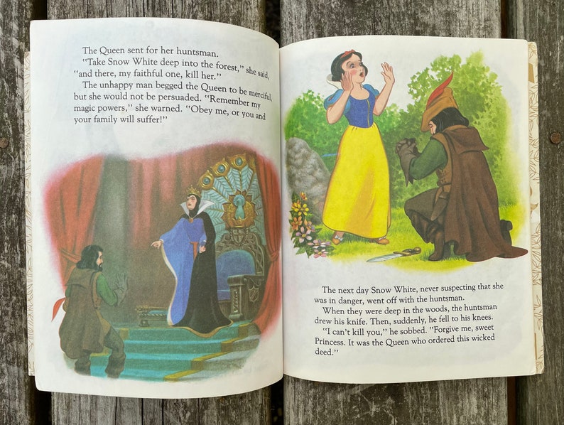 Vintage Little Golden Book Walt Disneys Snow White and the - Etsy