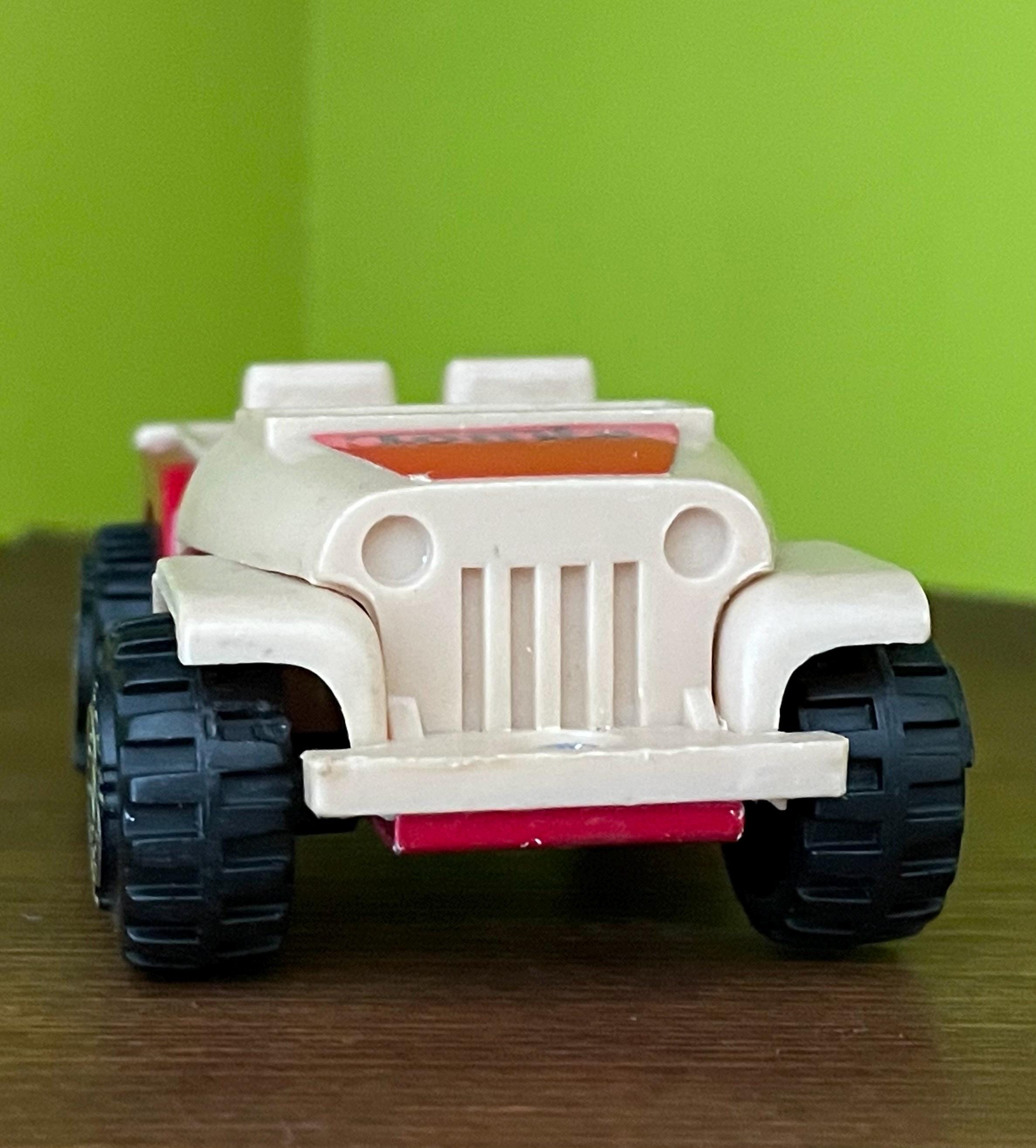 Vintage Tonka Jeep Toy - Metal Diecast and Plastic - Toy Jeep