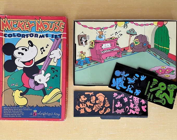 Vintage Mickey Mouse Colorforms Set Donald Duck, Daisy Duck, Minnie ...