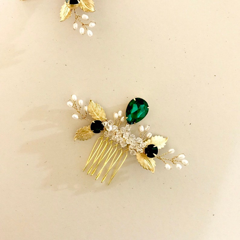 J o d h a Emerald Hair comb Bridal Hair comb gold and pearl hair comb 28 image 2