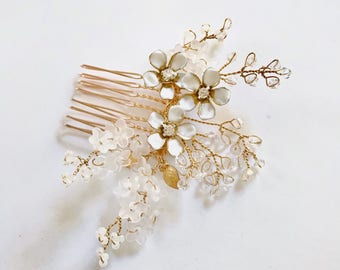 Saraswati - Bridal Hair Comb, White flowers and Gold hair comb - 08