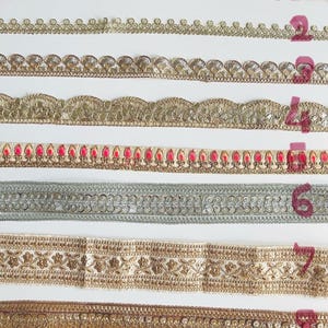 Goldene Akkorde bestickt, Schnürsenkel und Borten | Rotgold | golden | Farbe Silber | Gota Spitze