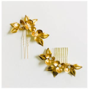 Padmini Golden Flowers Hair Comb Bridal Hair Comb Holiday Hair Comb 12 image 3