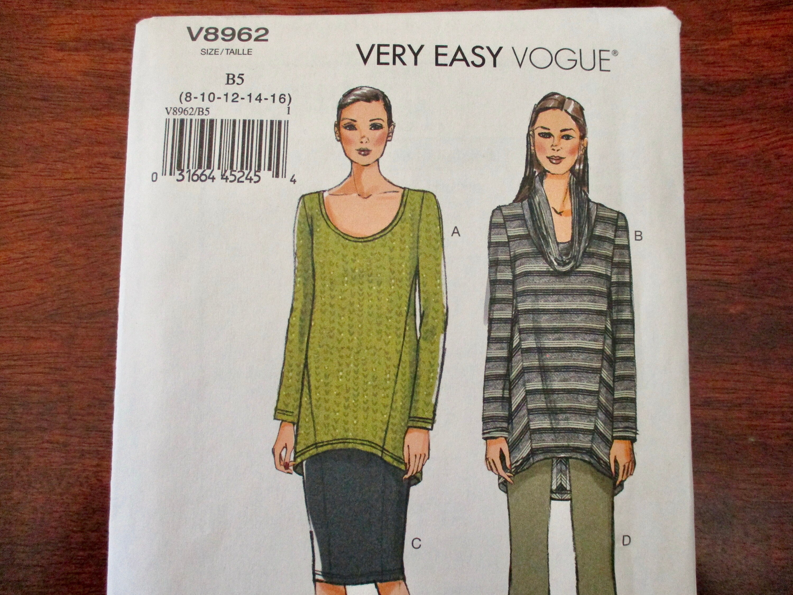 Very Easy Vogue Pattern V8962 - Uncut Pattern, Misses, Tunic