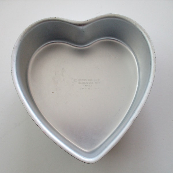 Vintage Cake Tin Etsy vintage-cake-tin-etsy