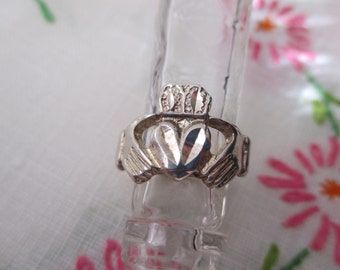 sterling Claddagh Ring - Irish, size 5, heart, clasped hands, friendship, loyalty, vintage