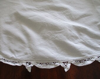 vintage white cotton TABLECLOTH - round, 66", battenburg lace