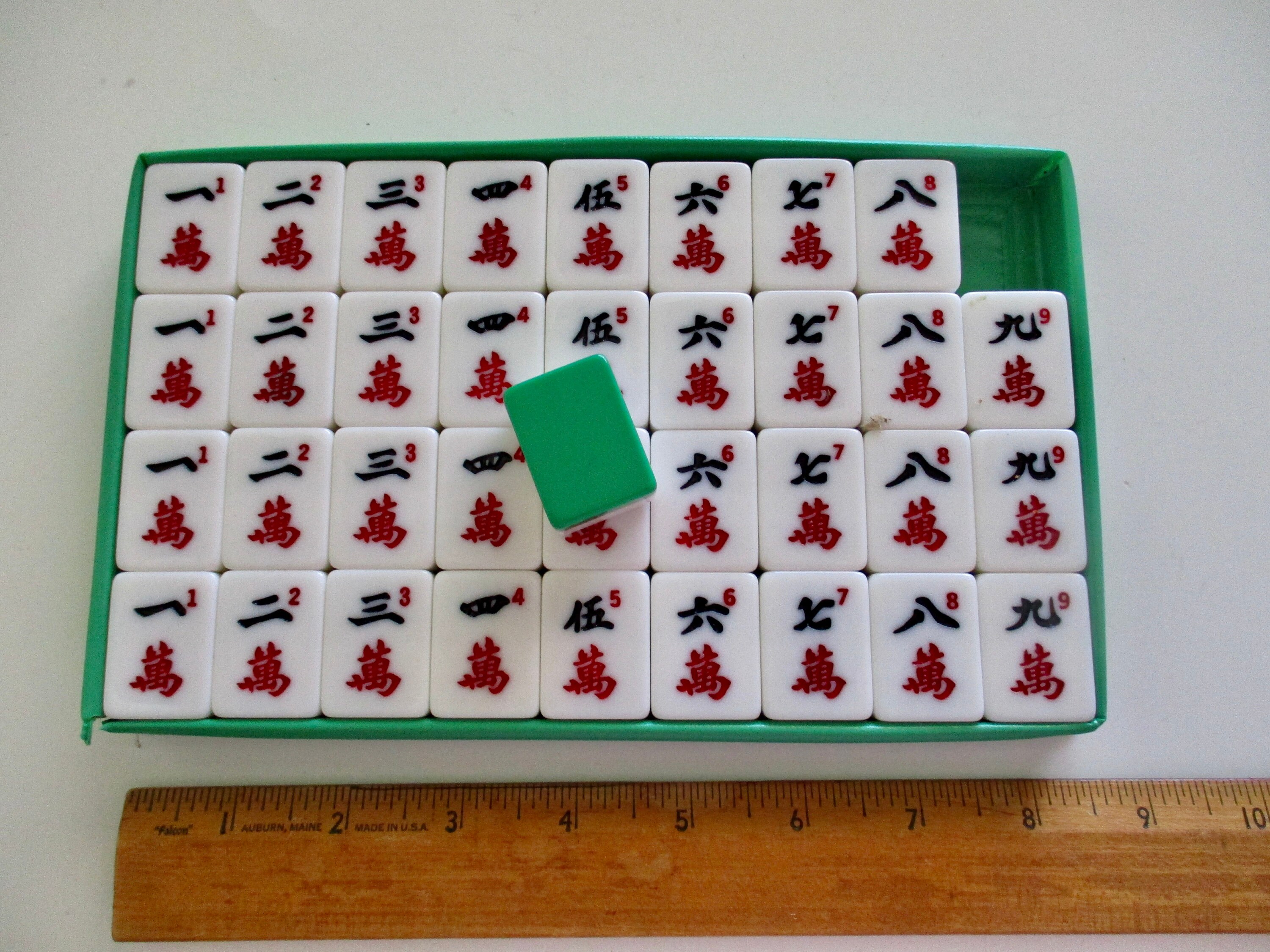 Macao mahjong game