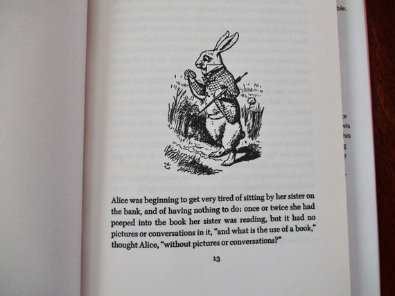 90s Alice's Adventures in Wonderland - Lewis Carroll, Illustrated