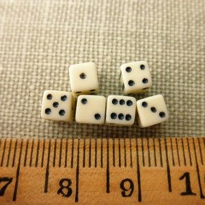 tiny dice - 6 pieces - game replacement, ivory colored, 5mm, miniature dice, dollhouse, mini dice