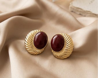 Örhängen i vinröda guld med stenar och fläktdesign | Örhängen i örhänge | Vintageinspirerade smycken