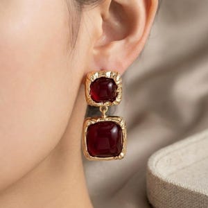 Bordeaux Hänge Ohrringe Gold, Vintage Geometrischer Stil, Elegante Statement Ohrringe, Geschenk für Sie
