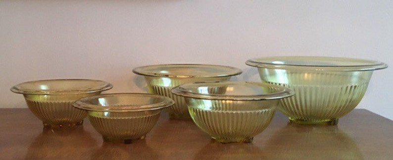hazel atlas pillar optic ribbed mixing bowl set