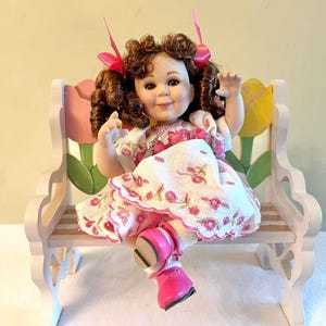 Marie Osmond &quot;Olive May Tiny Tot&quot; Collectable Sitting Porcelain Doll 2007 / 6&quot;