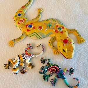 Folk Art Lizard Trio. Large Wall Lizard and Two Glazed Magnet Lizards.