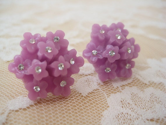 Items similar to Lilac Flower Cluster Stud Earrings - CLEARANCE SALE ...