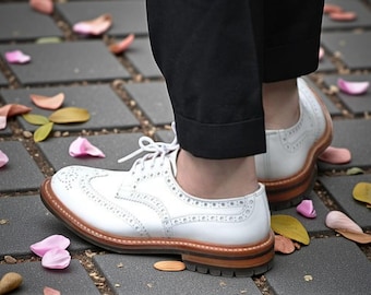 Voguecuir Handmade Men's White Leather Lace-Up Wingtip Derby Brogue Shoes.