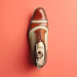 Voguecuir. Handmade Men&#39;s Two Tone Tan Brown & Cream Leather Cap Toe Brogue Lace Up Shoes, Men&#39;s Fashion Formal Shoes.