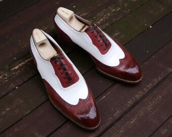 Handmade Two Tone Leather Brogue Shoes: Men's Wingtip Dress Shoes