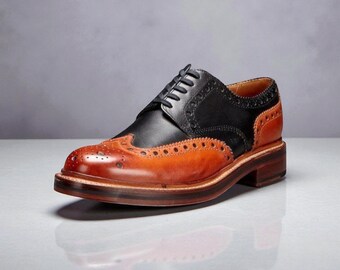 Handmade Two Tone Leather Brogue Wingtip Shoes: Men's Formal Fashion