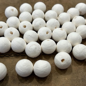 spun cotton balls 18mm - 24 or 50 pieces - unpainted spun cotton blanks
