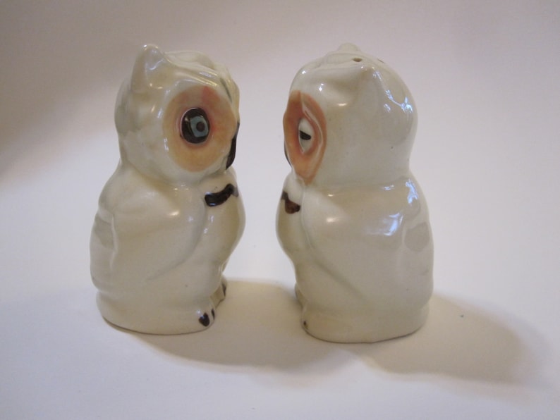 Shawnee owl shaker set vintage OWL salt and pepper shakers