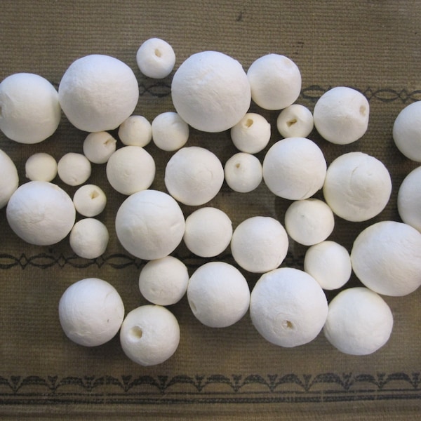 35 spun cotton balls - spun cotton ball assortment - spun cotton assortment - 5 each in 10mm to 25mm sizes - spun cotton blanks