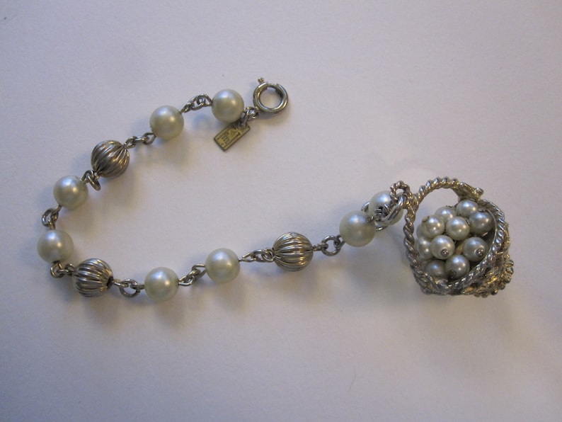 vintage basket charm bracelet faux pearls basket charm bracelet Em-J