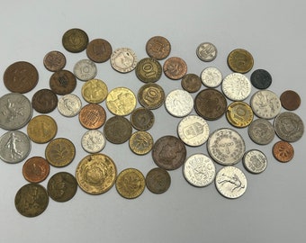 50 vintage foreign coins - vintage coins for collecting or crafting - 50C