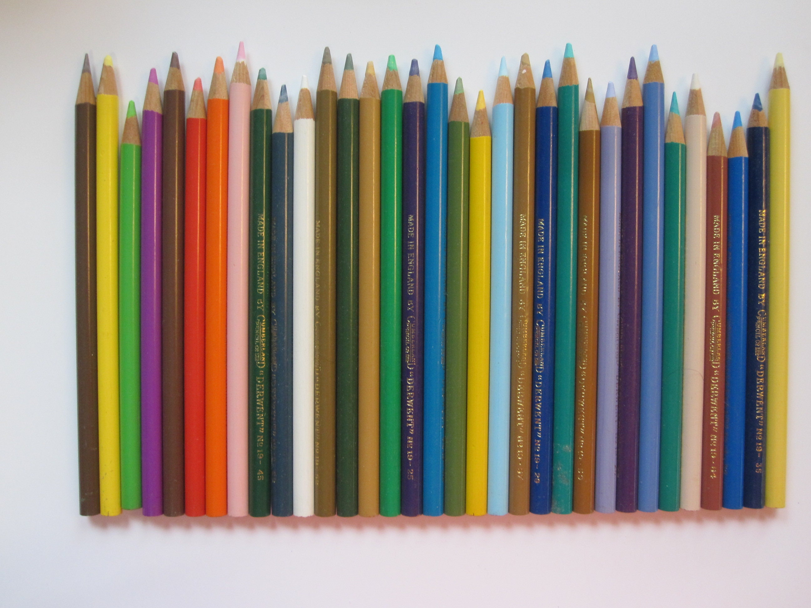 Fueled by Clouds & Coffee: Vintage Colored Pencils, Part 11: Rexel  Cumberland Derwent