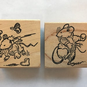 2 vintage rubber stamps - mice snowball fight - mouse throwing snowball - Good Good the Elephant D11
