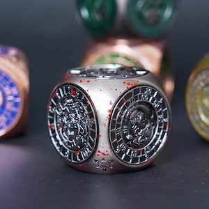 7-in-1 DND Rotating Dice Cthulhu, Dungeons & Dragons Board Game, Metal Dice 6-sided Polyhedral Gyroscope Dice，DND Metal Dice, Rotating Dice