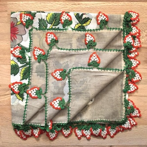 Vintage 90s Floral Turkish Oya Yazma: Crochet Lace Cotton Scarf