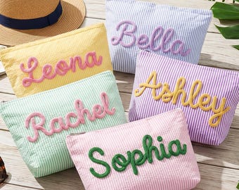Personalized Seersucker Makeup Bag for Bridesmaid, Bridesmaid Gift, Embroidered Name Cosmetic Pouch, Bridal Party Favor, Wedding Makeup Bag