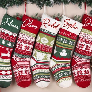 Medias navideñas de punto personalizadas, medias navideñas bordadas 2025, medias navideñas personalizadas, regalo navideño, medias navideñas con nombre.